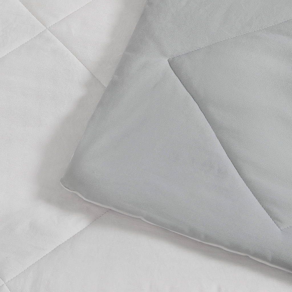 Simmons Down Alternative Blanket 8675000 - 2